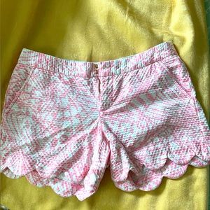 Lilly Pulitzer Butter Cup Shorts